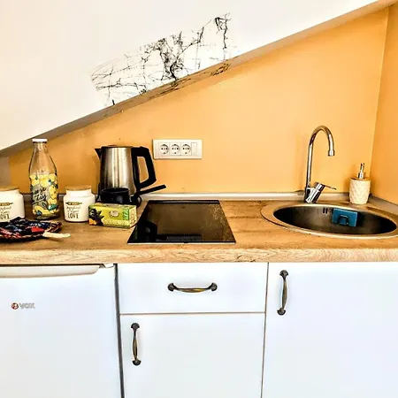 Blue Lagoon 150m-2 Minuta Hoda Od Centra, Mogucnost Za Parking-apartmani-nsmilos Apartman Novi Sad