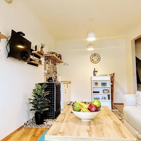Blue Lagoon 150m-2 Minuta Hoda Od Centra, Mogucnost Za Parking-apartmani-nsmilos *