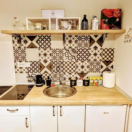 Blue Lagoon 150m-2 Minuta Hoda Od Centra, Mogucnost Za Parking-apartmani-nsmilos Apartman *